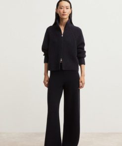 Stridesmith.shop64bea00c9e 1